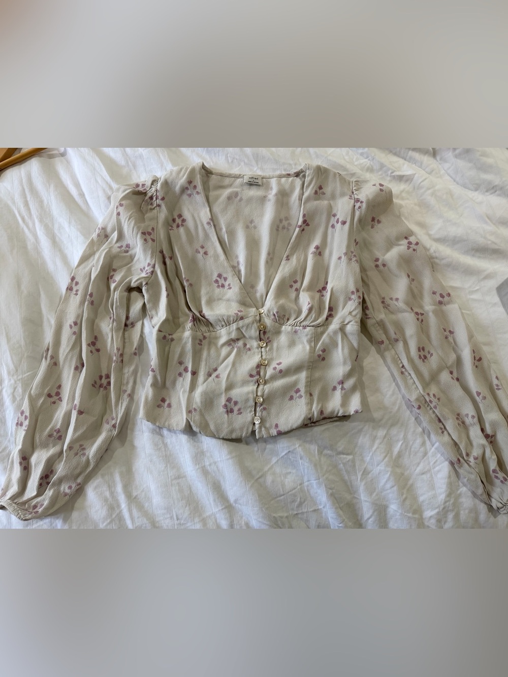 Wilfred Cream Crop Top with Pink Floral Print - Picture 2 of 7